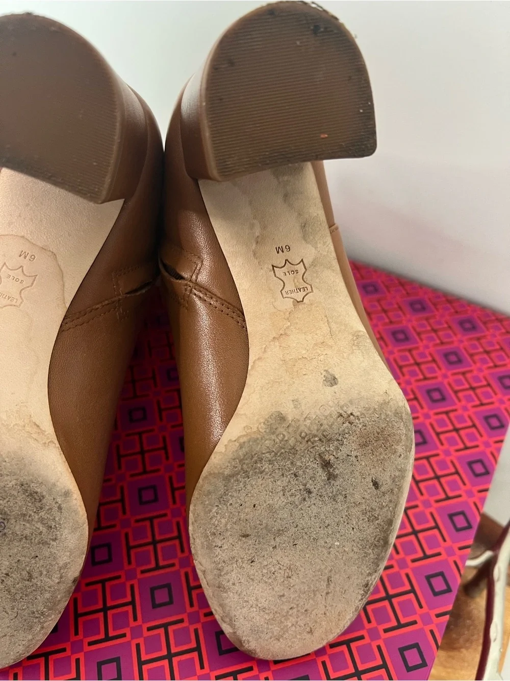 Tory Burch Leather Block Heel Ankle Booties Tan Camel Cognac 6M Classic